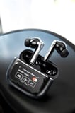 Kablosuz Bluetooth Kulaklık Ekranlı Uzun Şarj Süreli ANC Destekli
