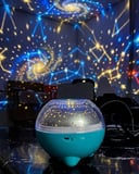 Çok Renkli LED Yıldız Projektör Gece Lambası Bluetooth Müzik Çalar ve Kumanda