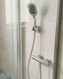 Siyah Duş Başlığı Seti Spiral Hortumlu El Duşu ve Duvar Askısı Banyo Seti