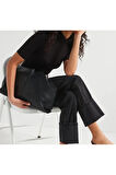 Kadın Siyah Kısa Kollu Body Yarım Boğaz
