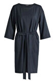 Kuşak Detaylı Cepli Elbise