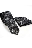 Beyaz Motif Desenli Siyah Dokuma Kumaş Mendilli Slim Fit Kravat  / SDK-220715