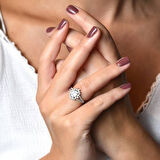 Baget Yüzük Beyaz Altın Çiçek Tasarım 0,50 Karat