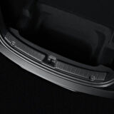 TESLA MODEL Y VE JUNİPER İÇİN UYUMLU ARKA BAGAJ EŞİK KORUMA KAPLAMASI