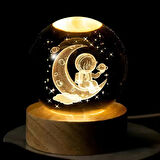 Ay Üzerinde Astronot Usb li Dekoratif Gece Lambası