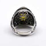 925 Ayar Gümüş Vav Detaylı Sarı Zirkon Taşlı Erkek Yüzük