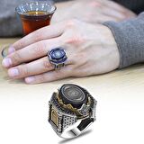 Mavi Kehribar Üzerine Hüsn-i Hat "33 Besmele-i Şerif" Yazılı Kale Tasarım 925 Ayar Gümüş Erkek Yüzük