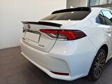 COROLLA 2019+ IÇIN UYUMLU CAM ÜSTÜ SPOILER (PIANO BLACK)