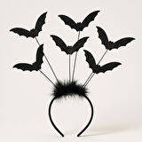 Cadılar Bayramı Kırmızı Yakalı Pelerin & Yarasalı Siyah Tüylü Taç Seti – Şeytani Vampir Kostüm Seti