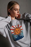 Kadın Gri Güneş Baskılı Oversize Sweatshirt