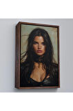 Ahşap Çerçeveli Esmer Latin Güzeli Kadın Tablosu-7779