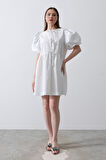 TUA MODA Balon Kol Kurdale Detaylı Elbise - Beyaz