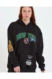 Kadın Oversize Kapüşonlu Cepli Ön Kol Baskılı 3 İplik Pamuklu Hoodie Sweatshirt - Siyah
