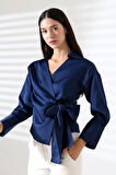 Saten Kruvaze Yaka Yandan Bağlamalı Gömlek Bluz