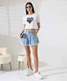 Kadın Kalp Dantel Detaylı Taşlı Crop T-shirt
