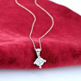 Swarovski Taş Pırlanta Montür Tasarım V Model Gümüş Kolye 