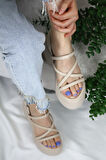 KADIN PARİS KALIN TABAN 9 CM ORTOPEDİK SANDALET  Bej