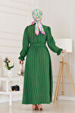 Kolu Volanlı Kemerli Henna Elbise-Yeşil