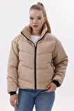 Kadın Dolgulu Puffer Mont - Yüksek Yaka, Suya dayanıklı