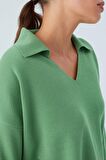 Peraluna Polo V Yaka Bol Kesim Kadın Triko Kazak Yeşil