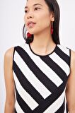 Peraluna PAULA DRESS Diagonal Çizgili A Form Kolsuz İnce Kadın Triko Elbise - Siyah/Beyaz