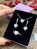 Kadın Gümüş Kalpli Zirkon Taşlı Set 4221