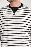 Zarf Yaka Detaylı Çizgili Oversize T-Shirt - Siyah