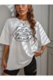 Kadın Mavi Love Is Baskılı Oversize T-shirt