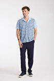 Mavi Çizgili  Erkek Kısa Kollu Yazlık Gömlek – Düğmeli, Açık Yaka, Rahat Kalıp