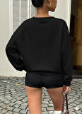 Kadın Siyah Oversize Sweatshirt – Baskılı Dudak Desenli, Sokak Stili, Rahat Kesim