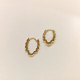 17mm Dalgalı Oval Halka Küpe 14 Ayar Altın HD VİDEOLU