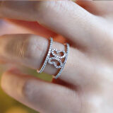 Zirkon Taşlı Kelebek Model Gümüş Yüzük