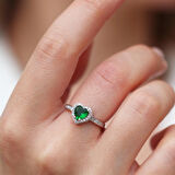 Kalp Pndr Model Yeşil Zirkon Taşlı Gümüş Set