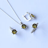 Lotus Çiçeği Zultanit Taşlı Gümüş Set