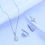 Etrafı Pırıltılı Taşlarla Çevirili Damla Montür Sky Diamond Gümüş Set