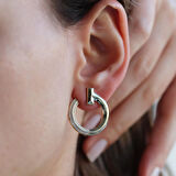 Tffny Modeli Yarı Zirkon Taşlı Gold Kaplama Daire Gümüş Küpe