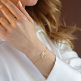 Zambak Çiçeği İnci Detaylı Gold Kaplama Gümüş Bileklik