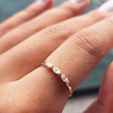 Sierra 0.35 CT Minimal Mekik (Signity Taş) Pırlanta Montörü 14 Ayar Hediye Kadın Altın Yüzük