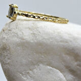 Gümüş Yüzük - Mila 030CT Zultanit Tektaş Minimal Tasarım Gümüş Yüzük-Zultanit Hediyelik Tektaş Yüzük