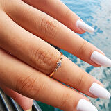 Gümüş Yüzük - 0.30 Karat Tria Pırlanta Montörü Swarovski Taşlı 925 Ayar Gümüş Evlilik Teklifi Yüzüğü