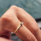 Gümüş Yüzük - Ufuk Çizgisi Şans Totemi İnce Minimal 0,20 Karat Zultanit Taşlı 925 Ayar Gümüş Yüzük