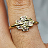 Gümüş Yüzük - Signity Swaroski (Zirkon) Taşlı Baget Tarz Tasarım 925 Ayar Gümüş Yüzük