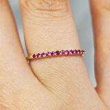 Gümüş Yüzük - 0.25 Karat Ruby Taşlı Yarım Tur Minimal Tasarım 925 Ayar Gümüş Yüzük