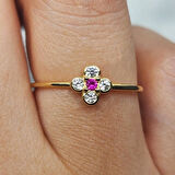 Gümüş Yüzük - Minimal Papatya Ruby Taşlı (Lal Taşı) 925 Ayar Gümüş Yüzük