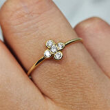 Gümüş Yüzük - Minimal Papatya Signity Swaroski (Zirkon) 925 Ayar Gümüş Yüzük