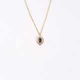 Oval Mistik Topaz Taşlı Yanları Zirkon Taşla Süslenmiş Modern Tasarım 925 Ayar Gümüş Kolye