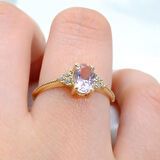 Oval Kesim Pembe Safir Yan Zirkon Taşlı Tektaş Modern 14 Ayar Altın Kadın Yüzük Günlük-Hediyelik