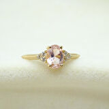 Oval Kesim Pembe Safir Yan Zirkon Taşlı Tektaş Modern 14 Ayar Altın Kadın Yüzük Günlük-Hediyelik