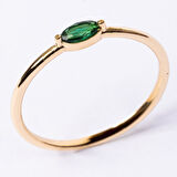 Gümüş Yüzük - Zümrüt Taşlı Minimal Tasarım Tektaş Kadın 925 Ayar Gümüş Yüzük