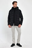 Erkek Siyah Standart Fit Normal Kesim İçi Kürklü Çıkmalı Kapüşon Dik Yaka Mont